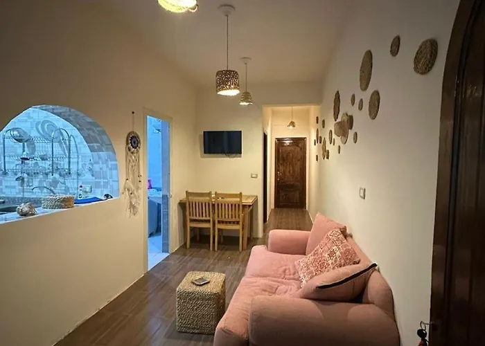 Bellagio House Apartment *